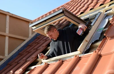 Pose de fenêtres de toit Velux à Ruesnes